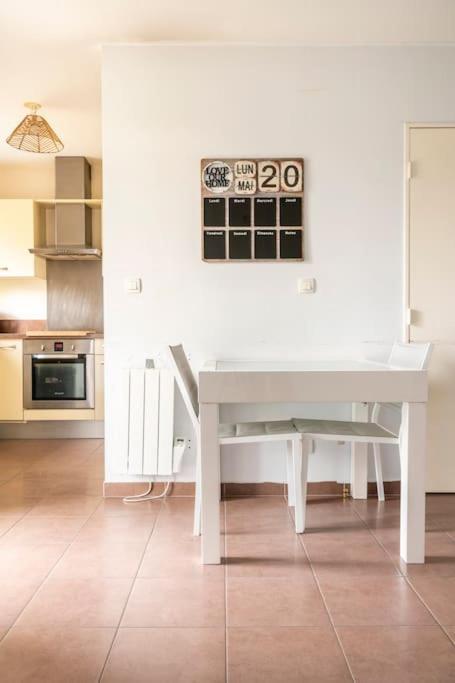Appartement Avec Jardin Et Terrasse Pres De Paris マント・ラ・ジョリー エクステリア 写真